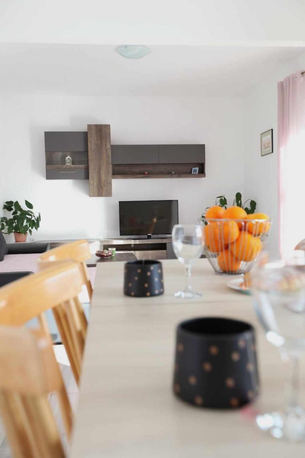 Apartmani Ivana Trogir Zewnętrze zdjęcie